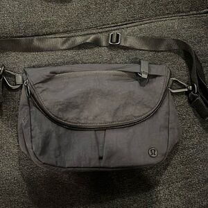 Lululemon All Night Festival Bag